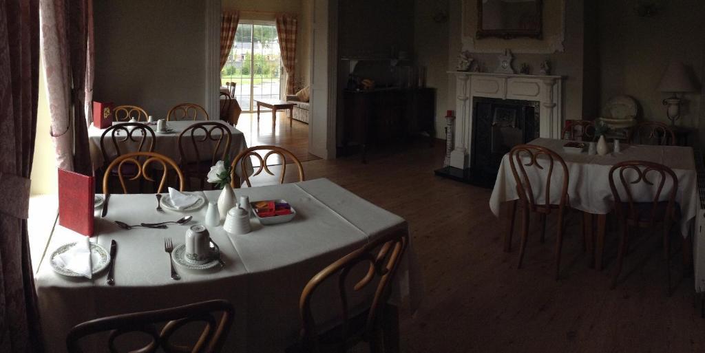 スウィンフォード ディアパーク マナー ベッド & ブレックファースト Bed & Breakfast エクステリア 写真